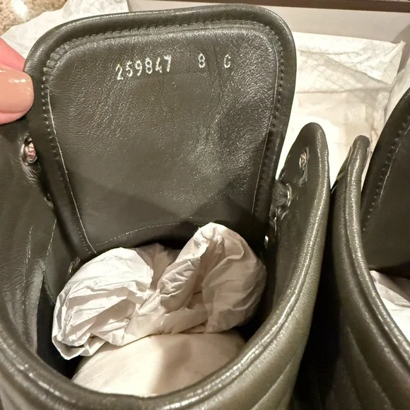 Authentic Gucci Men's Olive Lace-Up Shoes Size 8.0 - Picture 7 of 16